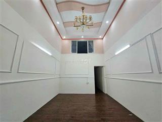 Nhà 2PN P Thống Nhất 1 trệt 1 lửng sẵn 2 máy lạnh, nhận nhà ở ngay