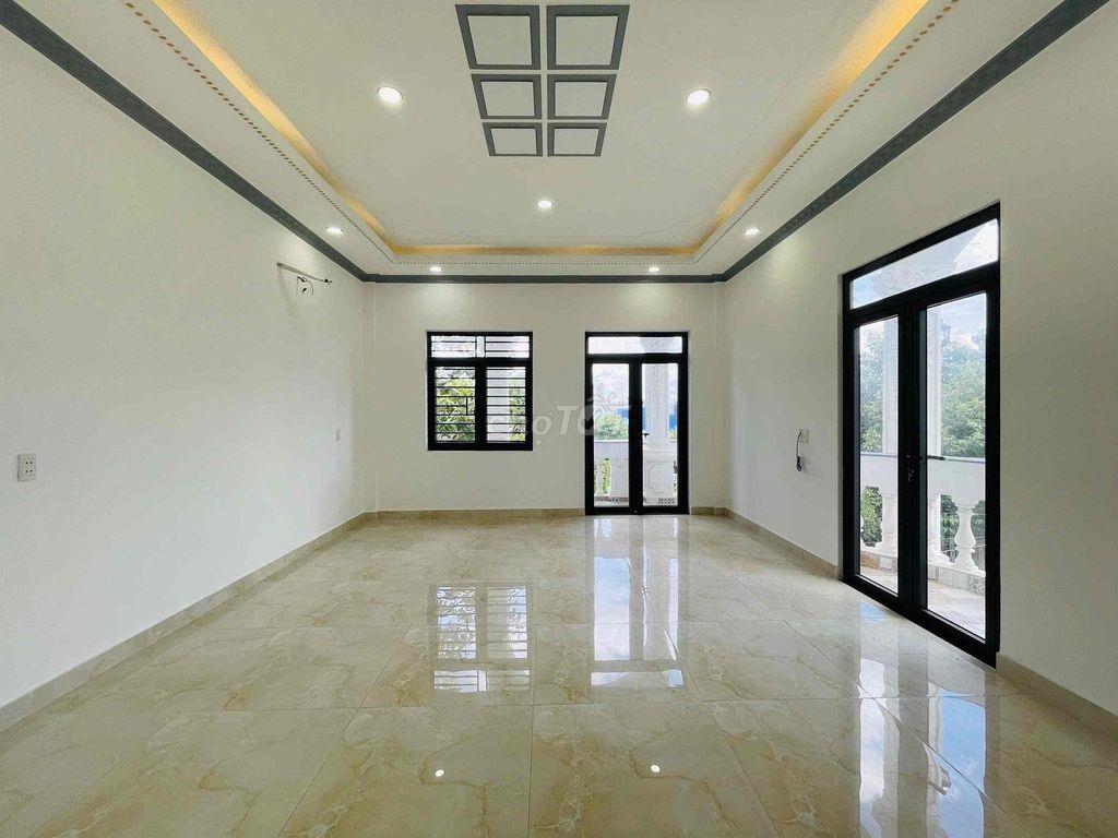 Cho thuê biệt thự mới đẹp góc 2 mặt tiền khu dân cư Bửu Long