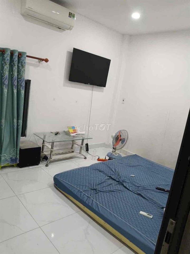 Cho thuê căn nhà,phường Bửu Hòa.  hẻm ô tô , có sân ô tô