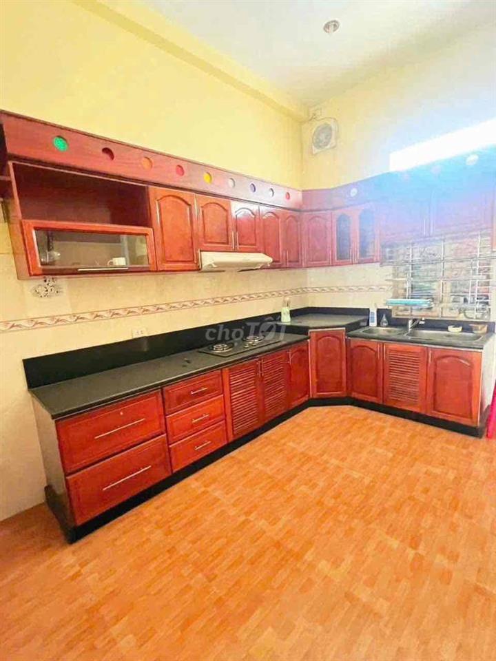 cho thuê nguyên căn 1trệt 2lầu  - gần nhã viên quán khu dân cư Bửu Lon