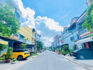 cho thuê nguyên căn 1trệt 2lầu  - gần nhã viên quán khu dân cư Bửu Lon