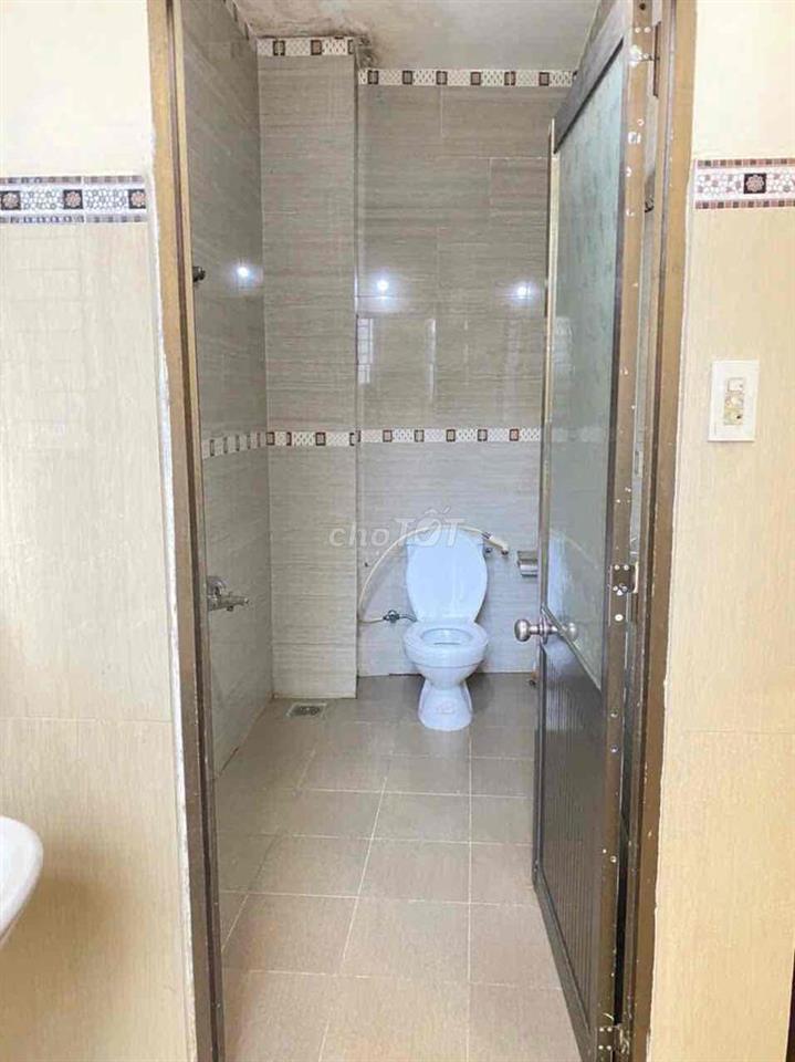 Cho thuê nhà 1 trệt 1 lầu gần trường học Ngô quyền phường trung dũng