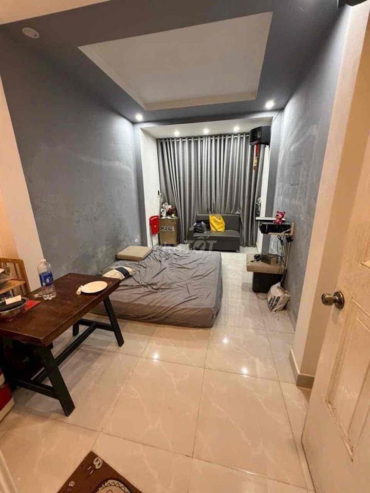 Cho thuê nhà mặt tiền kinh doanh đường 30/4  - gần công viên biên hùng