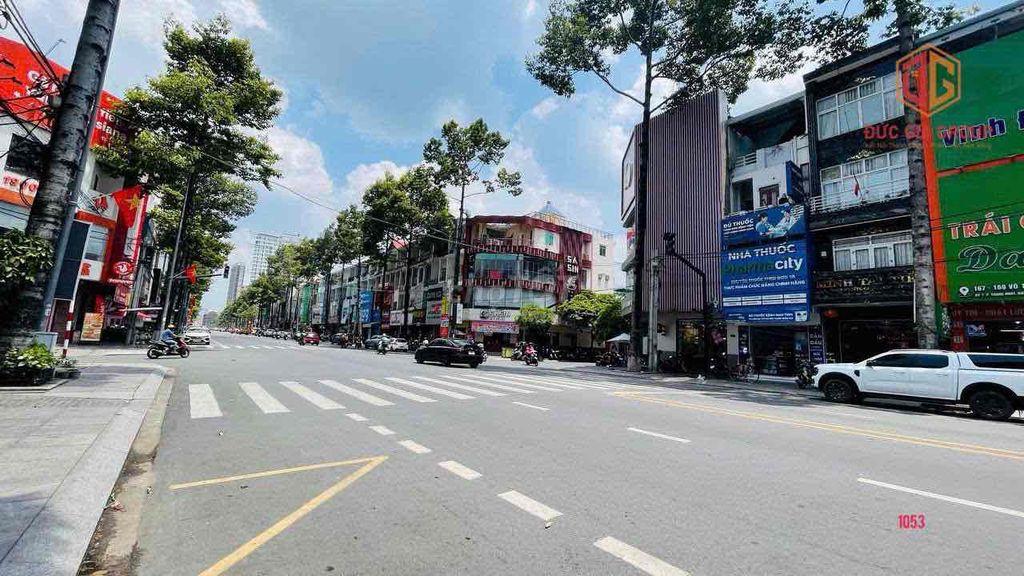 Cho thuê nhà mặt tiền 1 trệt 3 lầu 7PN đường Võ Thị Sáu –