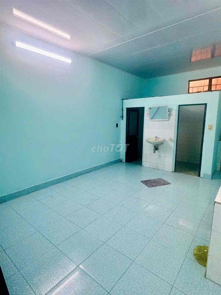 Cho thuê nhà 1 trệt 1 lững thống nhất u 👉có thể kinh doanh nhỏ lẻ