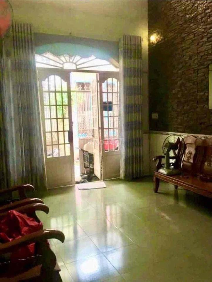 Nhà cho thuê ngay Chợ Bửu Hòa, vào hẻm trong chợ 1 sẹc