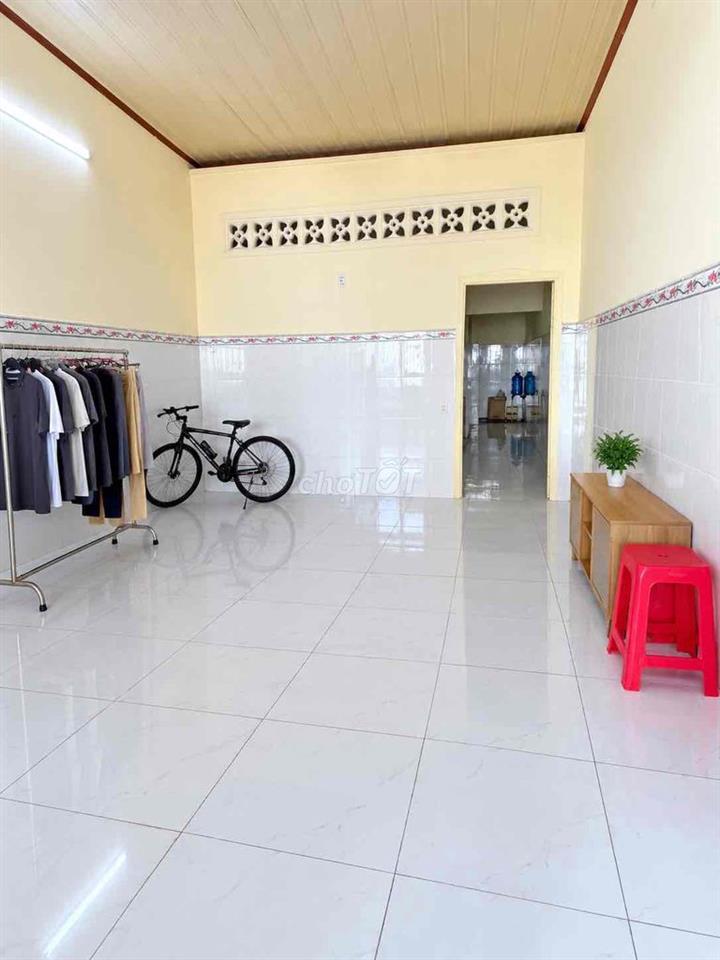 Cho thuê nhà đường ôtô có sân ô tô phường hoá an , bien hoa