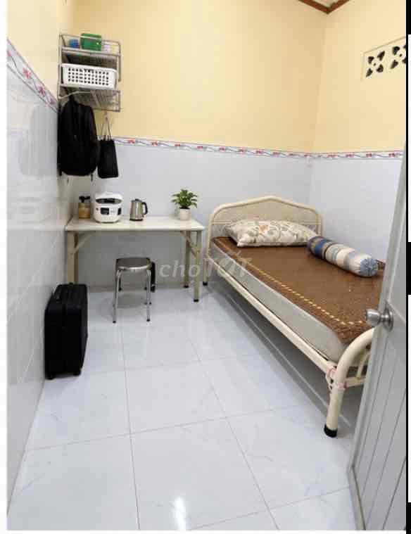 Cho thuê nhà đường ôtô có sân ô tô phường hoá an , bien hoa