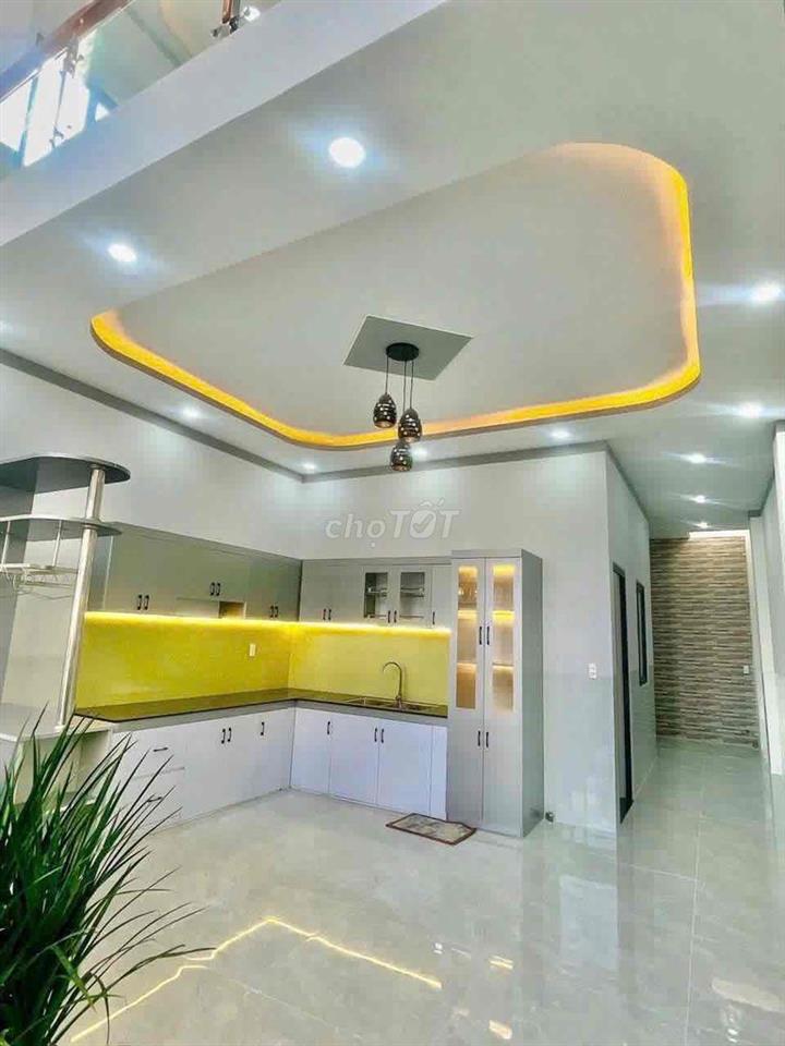 Cần tiền bán gấp nhà gác lửng đúc mới xây gần KDL Bửu Long