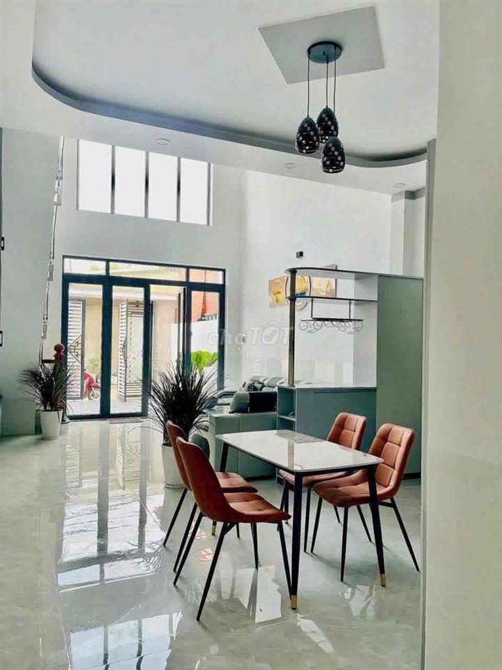 Cần tiền bán gấp nhà gác lửng đúc mới xây gần KDL Bửu Long