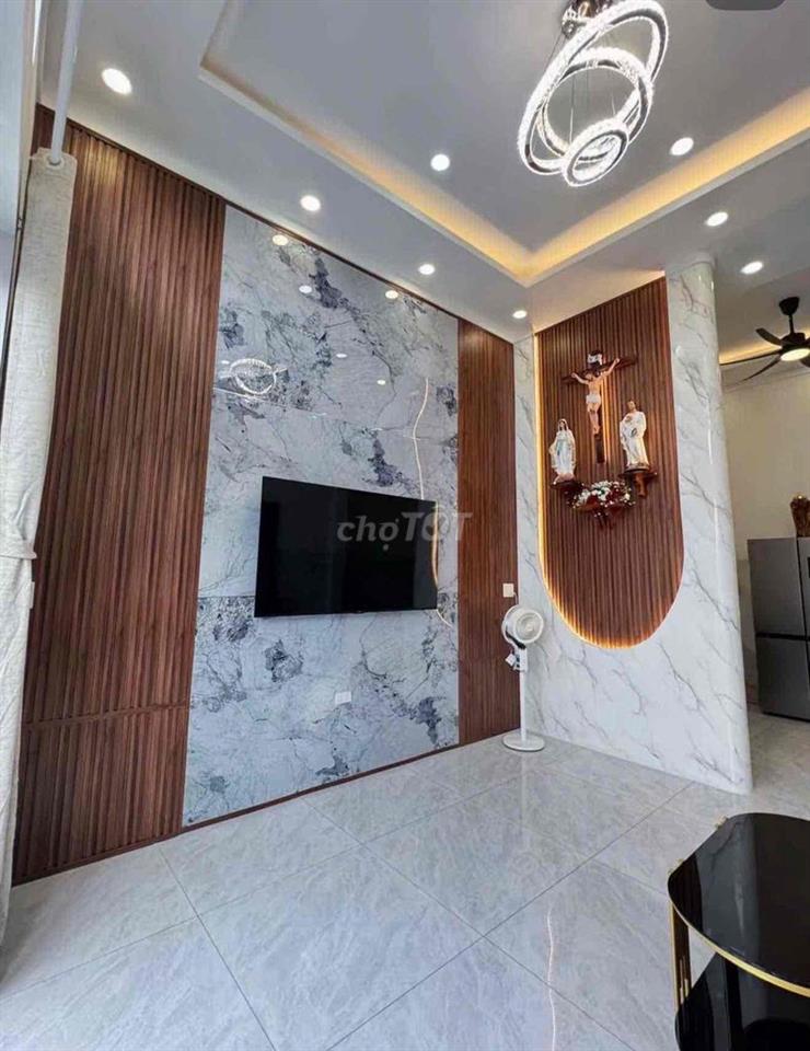 Chủ ngộp, giảm 200 triệu, bán nhanh căn cấp 4 mới xây, có 3 phòng ngủ
