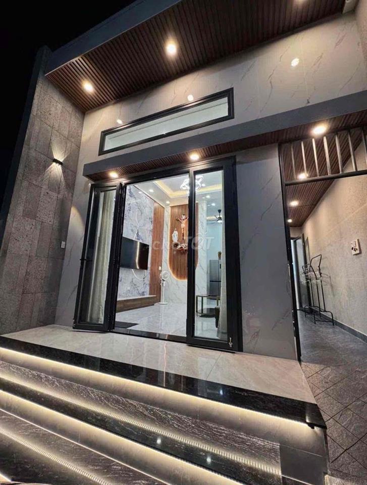 Chủ ngộp, giảm 200 triệu, bán nhanh căn cấp 4 mới xây, có 3 phòng ngủ