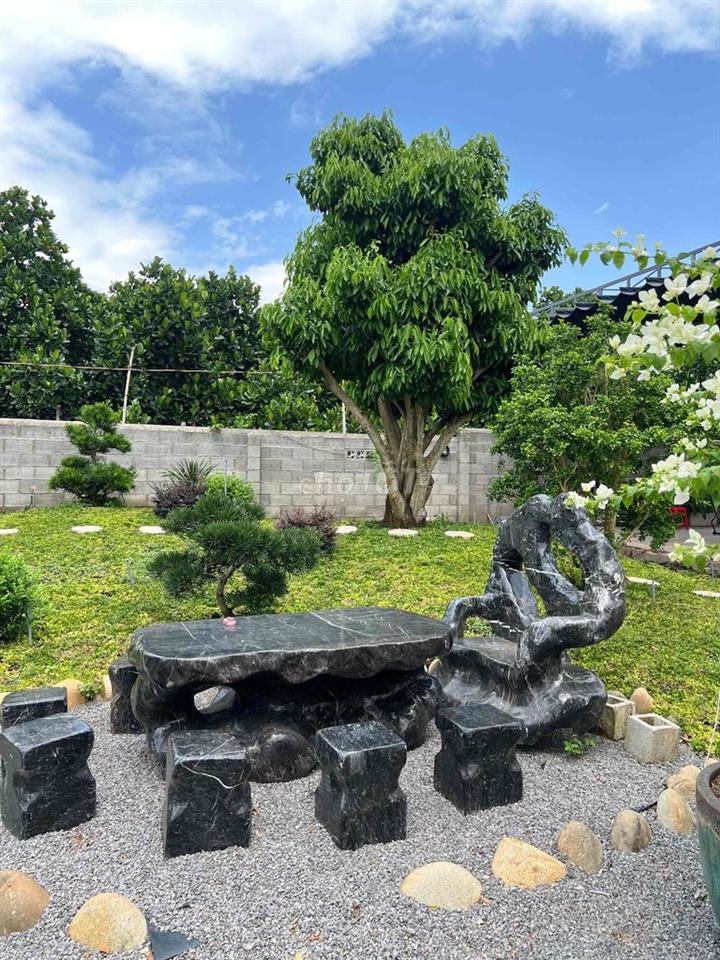 Nhà vườn nghĩ dưỡng ngay trung tâm phường Long Khánh