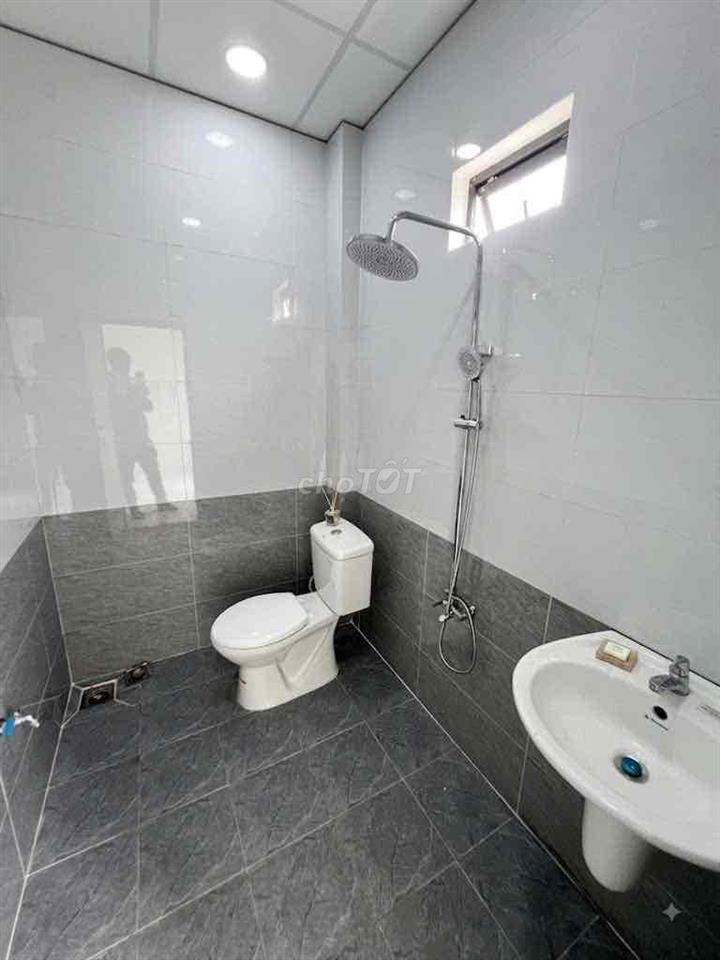 Nhà Mới Xây - Mặt Tiền Nhựa Đường Lê A - Bình Lộc - Đồng Nai