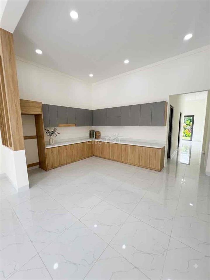 Nhà Mới Xây - Mặt Tiền Nhựa Đường Lê A - Bình Lộc - Đồng Nai