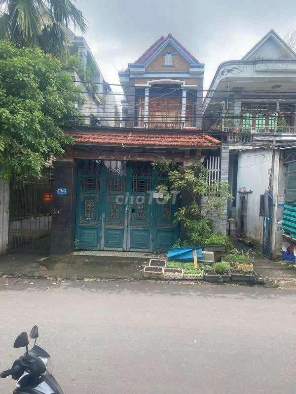 bán nhà gần trường học Nguyễn Chí Thanh 
