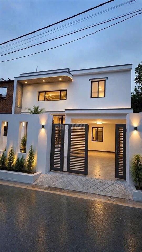 Nhà Gác Lửng Ngang 8m - Sân ô tô thoải mái. TRẢ TRƯỚC 500TR NHẬN NHÀ
