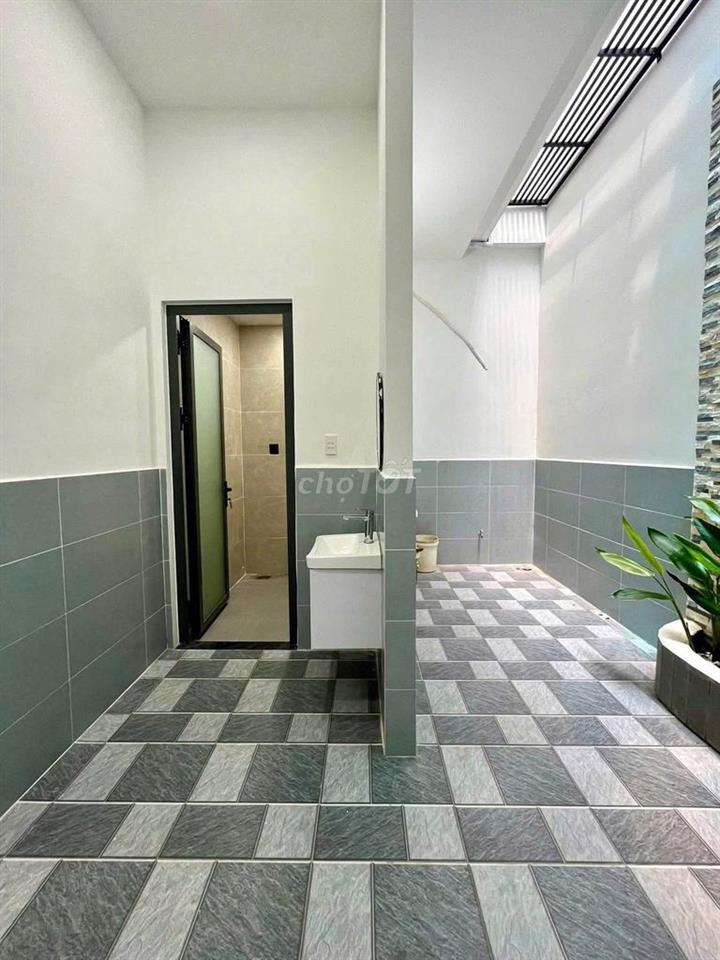 Nhà Mới Tinh Gần Bửu Long – Xây Ở Nhưng Phải Bán Gấp, Lỗ 350 Triệu!
