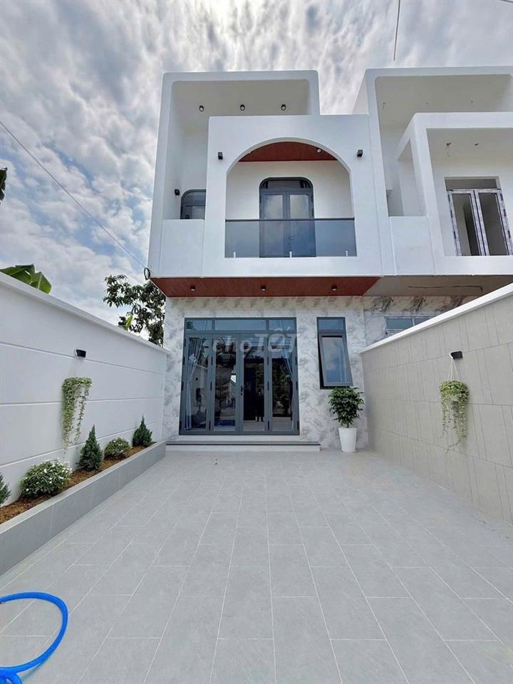NHÀ PHỐ HOÀN CÔNG – TRUNG TÂM BIÊN HÒA. Chỉ từ 750 TRIỆU sở hữu ngay!
