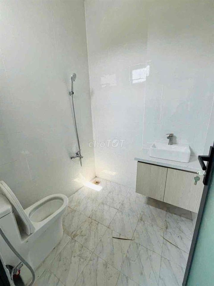 Bán Nhà Mới Xây