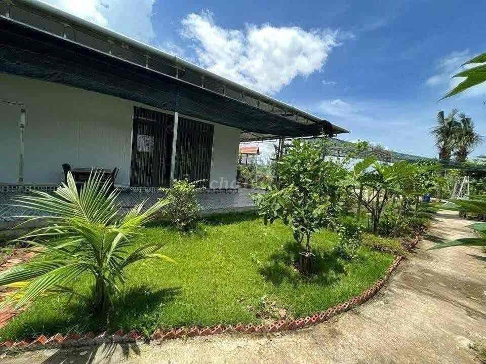 Bán 1 sào ngay trung tâm Long Khánh