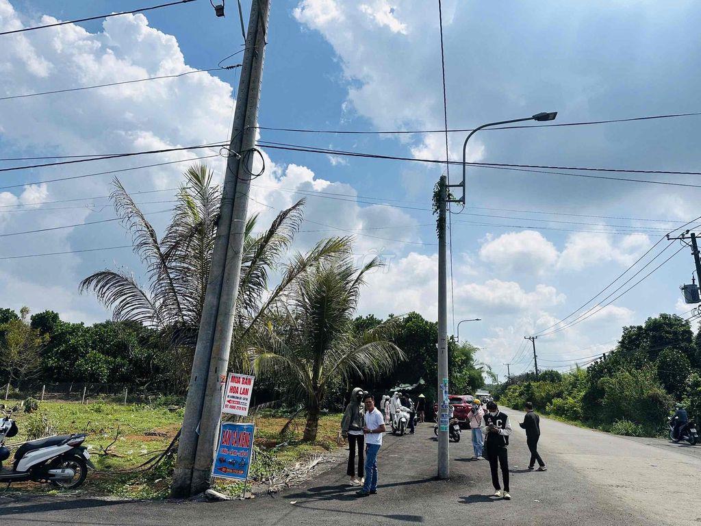 Bán 300m2 thổ cư 2 mặt tiền nhựa TP.Đồng Nai