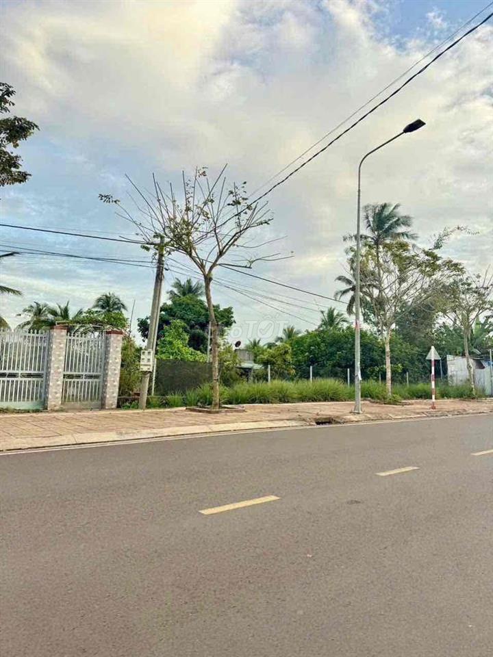 Bán đất thổ cư trung tâm Long Khánh