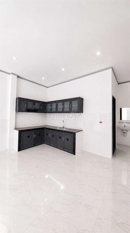 NHÀ NGỘP CẦN BÁN GẤP. GIÁ FULL 1,75 TỶ NHÀ LẦU SỔ RIÊNG 3 PHÒNG NGỦ