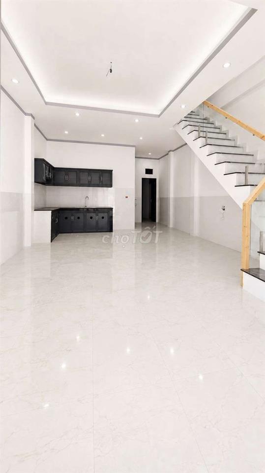 NHÀ NGỘP CẦN BÁN GẤP. GIÁ FULL 1,75 TỶ NHÀ LẦU SỔ RIÊNG 3 PHÒNG NGỦ