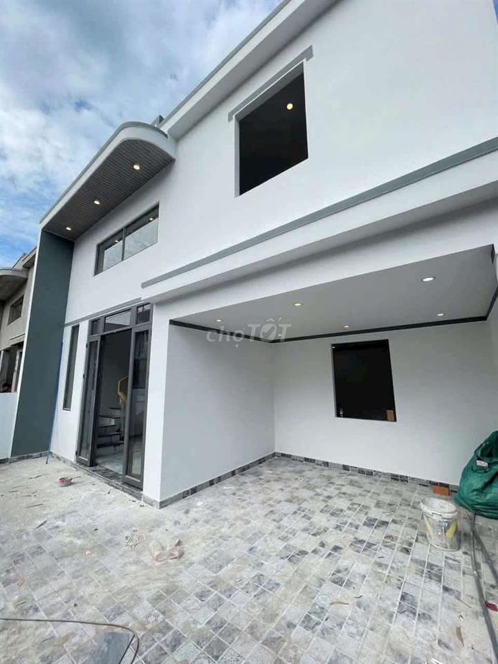 Nhà 1 Trệt 1 lửng Sổ Hồng Riêng Hoàn Thiện Sẵn – Dọn Vào Ở Ngay