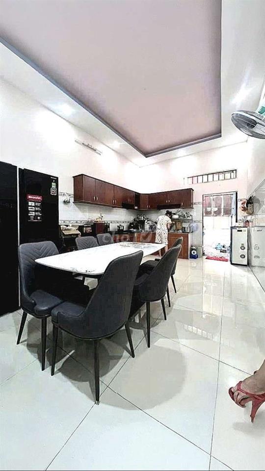 BÁN RẺ NHÀ AN BÌNH, 1TRỆT 1LẦU, SỔ HỒNG, HẺM OTO 4 CHỖ, GẦN CHỢ ĐỒI