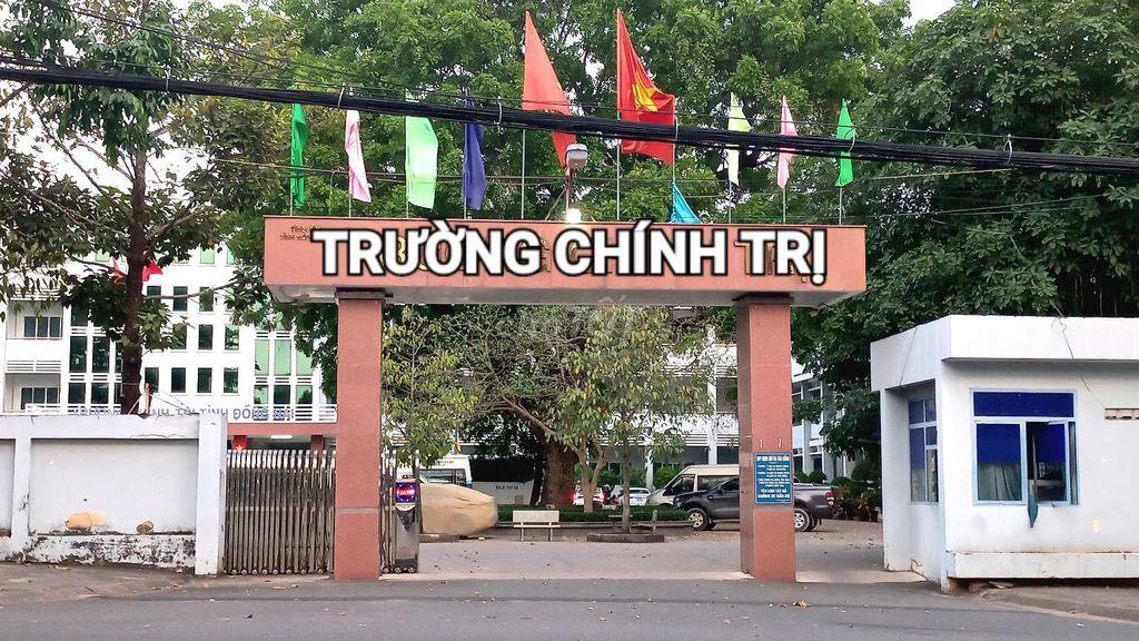 BÁN RẺ NHÀ AN BÌNH, 1TRỆT 1LẦU, SỔ HỒNG, HẺM OTO 4 CHỖ, GẦN CHỢ ĐỒI