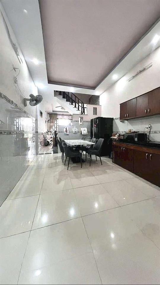 BÁN RẺ NHÀ AN BÌNH, 1TRỆT 1LẦU, SỔ HỒNG, HẺM OTO 4 CHỖ, GẦN CHỢ ĐỒI