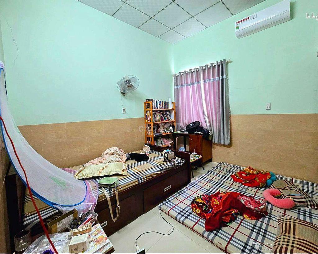 110m2 BÁN RẺ NHÀ GẦN CHỢ, KCN THẠNH PHÚ, C.TY CHANGSHIN SỔ HỒNG, Đ.OTO
