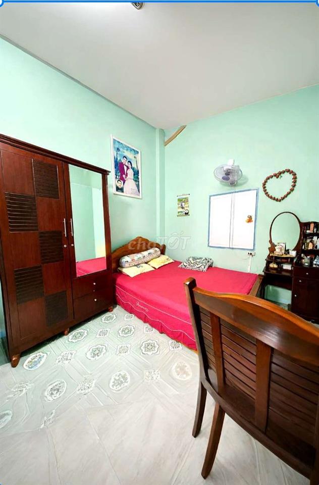 110m2 BÁN RẺ NHÀ GẦN CHỢ, KCN THẠNH PHÚ, C.TY CHANGSHIN SỔ HỒNG, Đ.OTO