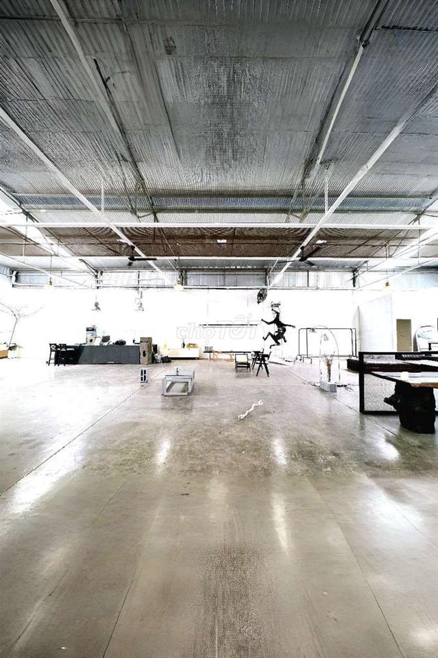580m2 BÁN RẺ NHÀ XƯỞNG, NHÀ KHO, NHÀ Ở P.HỐ NAI GẦN GIÁO XỨ PHÚC LÂM