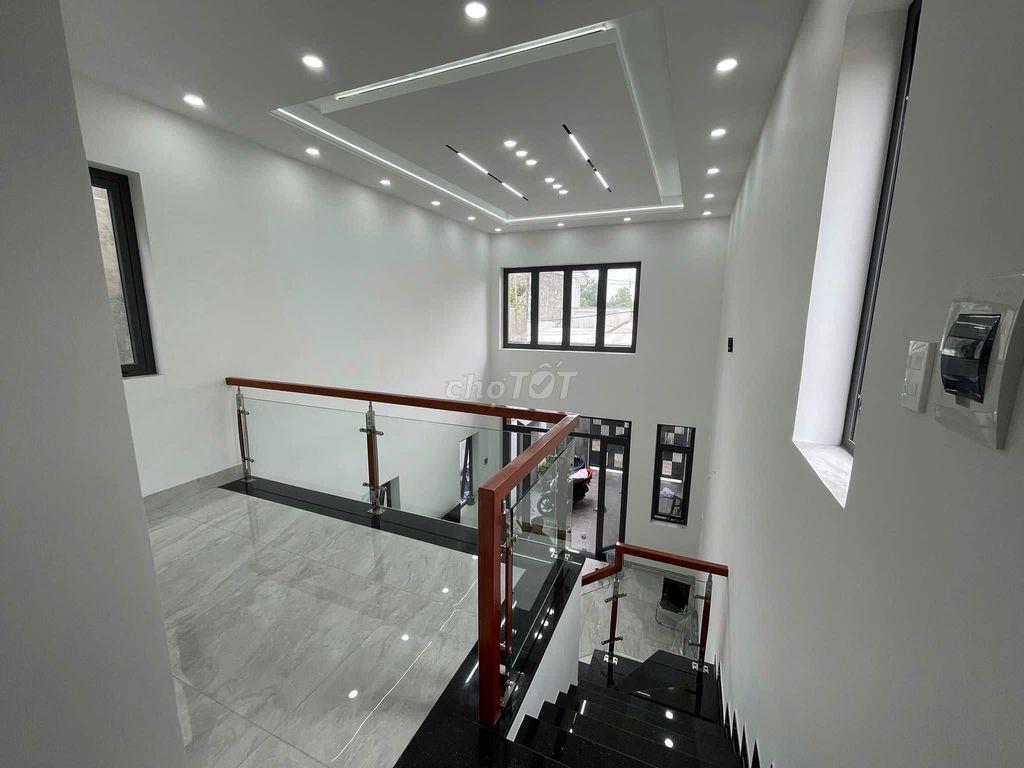BÁN NHÀ GÁC LỬNG THÔNG TẦNG CUỐI NGÃ TƯ HUỲNH VĂN NGHỆ-SỔ RIÊNG SẴN