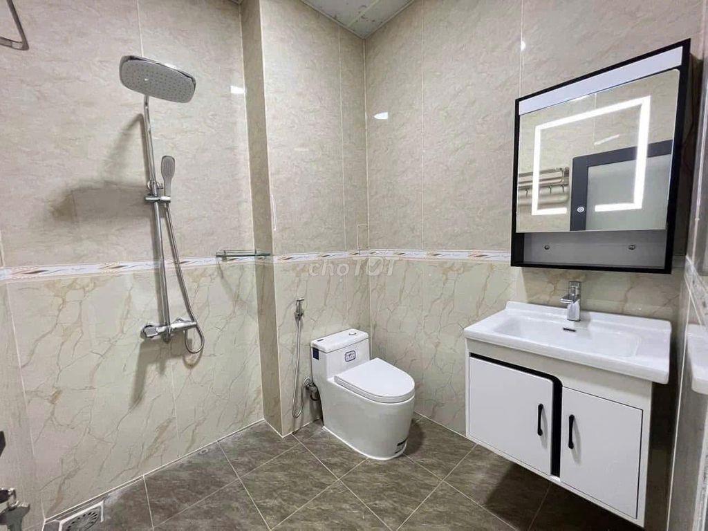 CHỦ HẠ 100TRIỆU BÁN NHANH NHÀ CẤP 4 CUỐI Đ.ĐỒNG KHỞI-TẶNG NỘI THẤT ĐẸP
