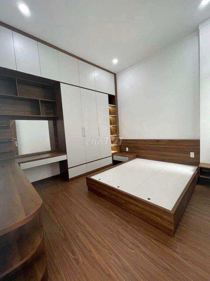 BÁN NHÀ VÒNG XOAY CỔNG 11 PHƯỚC TÂN SỔ SẴN HOÀN CÔNG, 1 SẸC QUỐC LỘ 51