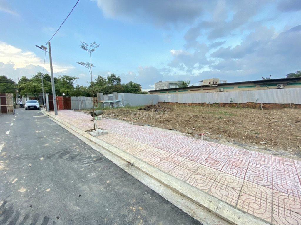 Tài Chinh 300Triệu Cần Mua Đất Gần Trung Tâm Biên Hòa Anh Chi Alo Em!