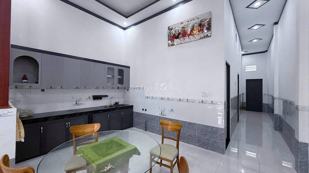 BÁN NHÀ NÀY NGAY CHANGSHIN THẠNH PHÚ 5X20m, TRẢ TRƯỚC 300TRIỆU