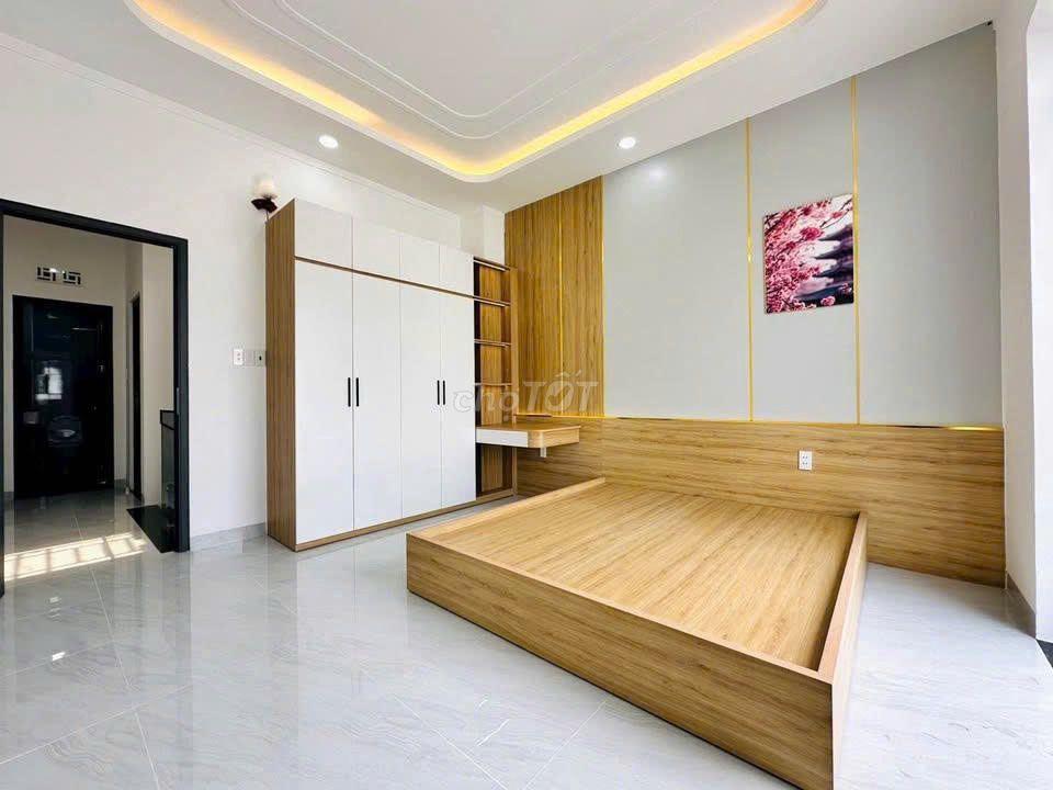 GIẢM 200TR BÁN NHANH NHÀ GẦN BỬU LONG, NGANG 6M NỞ HẬU 8M, HƠN 100M2