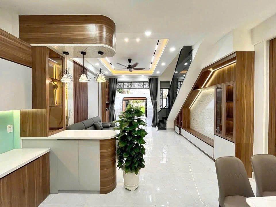 BÁN NHÀ P. PHƯỚC TÂN, GẦN CỔNG 11 - TẶNG BỘ NỘI THẤT 80 TRIỆU