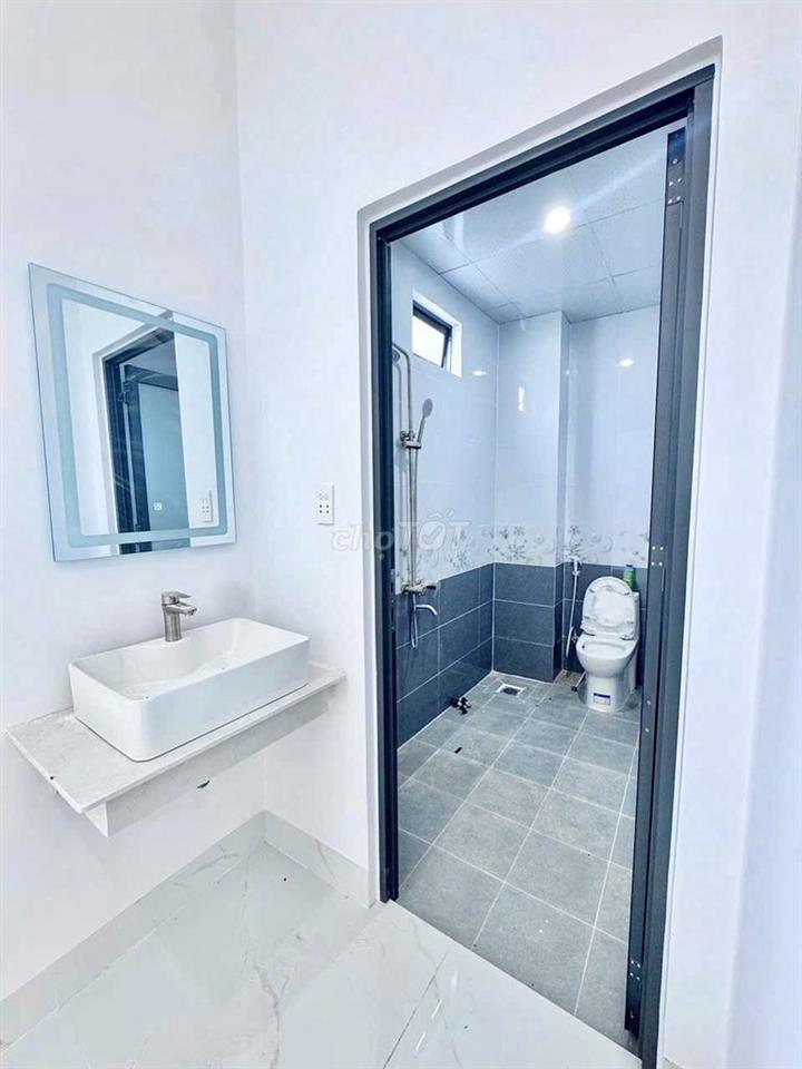 CHỈ 700 TRIỆU NHẬN NHÀ TRỆT LẦU GẦN BIÊN HÒA – VÀO Ở NGAY