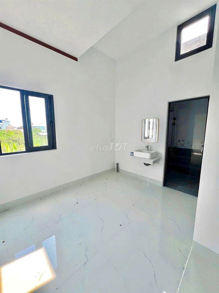 CHỈ 700 TRIỆU NHẬN NHÀ TRỆT LẦU GẦN BIÊN HÒA – VÀO Ở NGAY