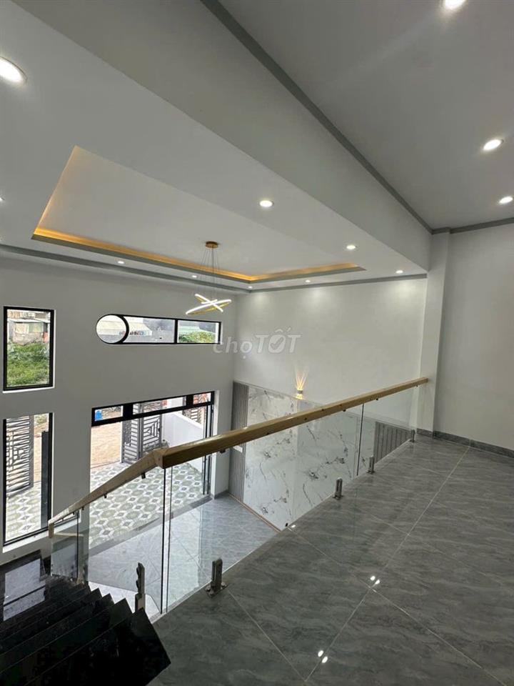 Em cần bán căn nhà gác lửng 5x18 giá 1630, gần chợ Thạnh Phú