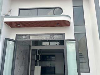 Em cần bán căn nhà gác lửng 5x18 giá 1630, gần chợ Thạnh Phú