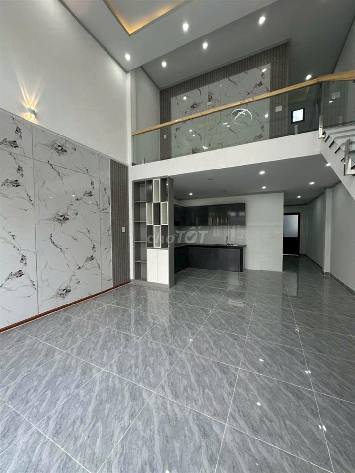 Em cần bán căn nhà gác lửng 5x18 giá 1630, gần chợ Thạnh Phú