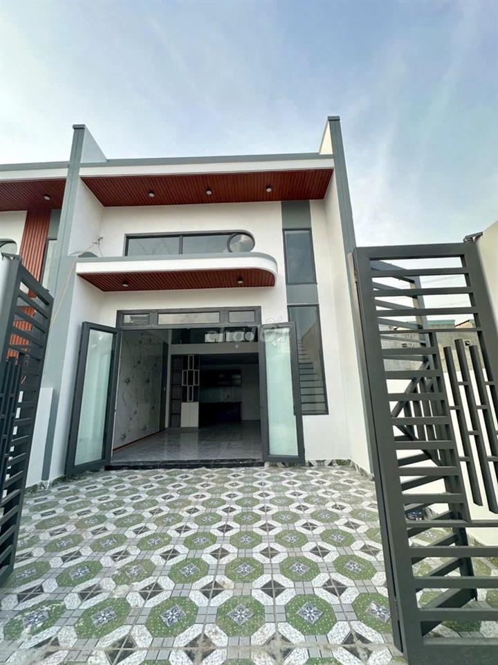 Em cần bán căn nhà gác lửng 5x18 giá 1630, gần chợ Thạnh Phú