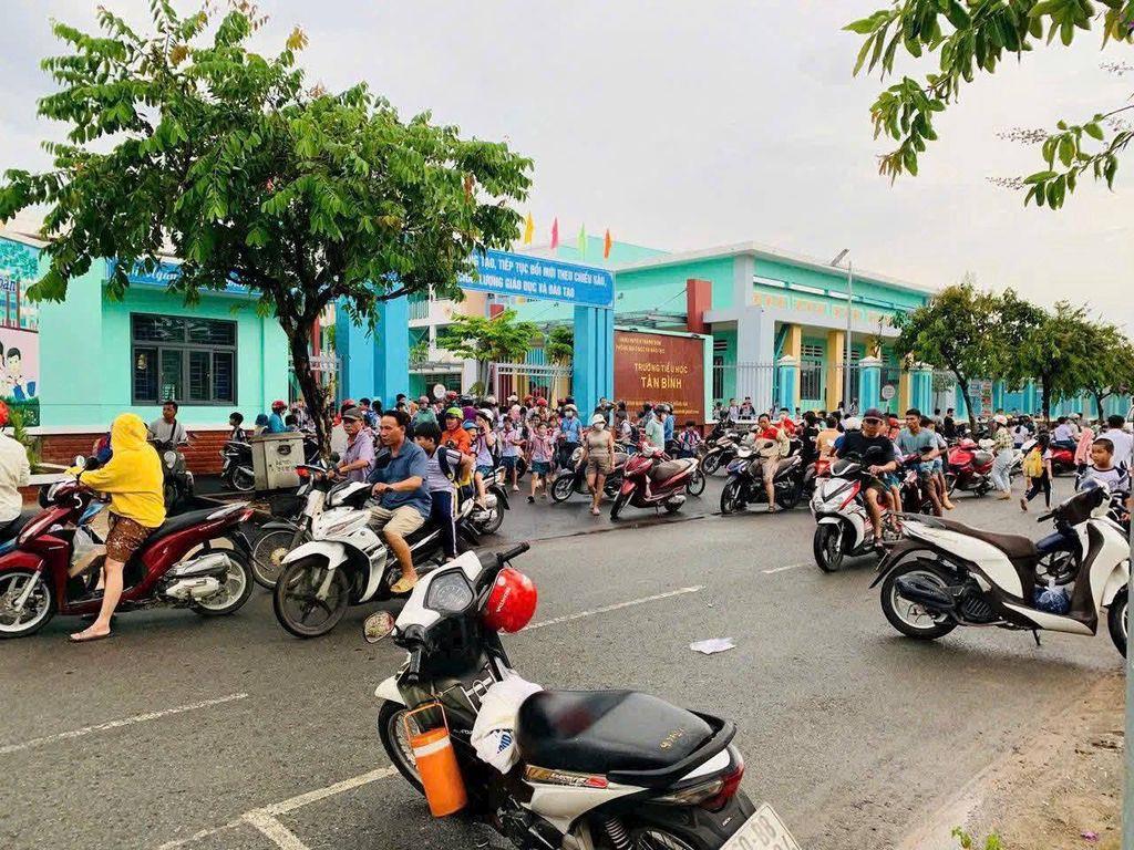 300 TRIỆU SỞ HỮU LÔ ĐẤT GÓC 2 MẶT TIỀN 160M² NGAY TT P.TÂN TRIỀU